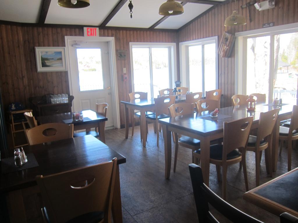 Salmon River Country Inn Head of Jeddore Exterior foto
